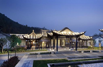 �ڳ�����������ׯͼƬ